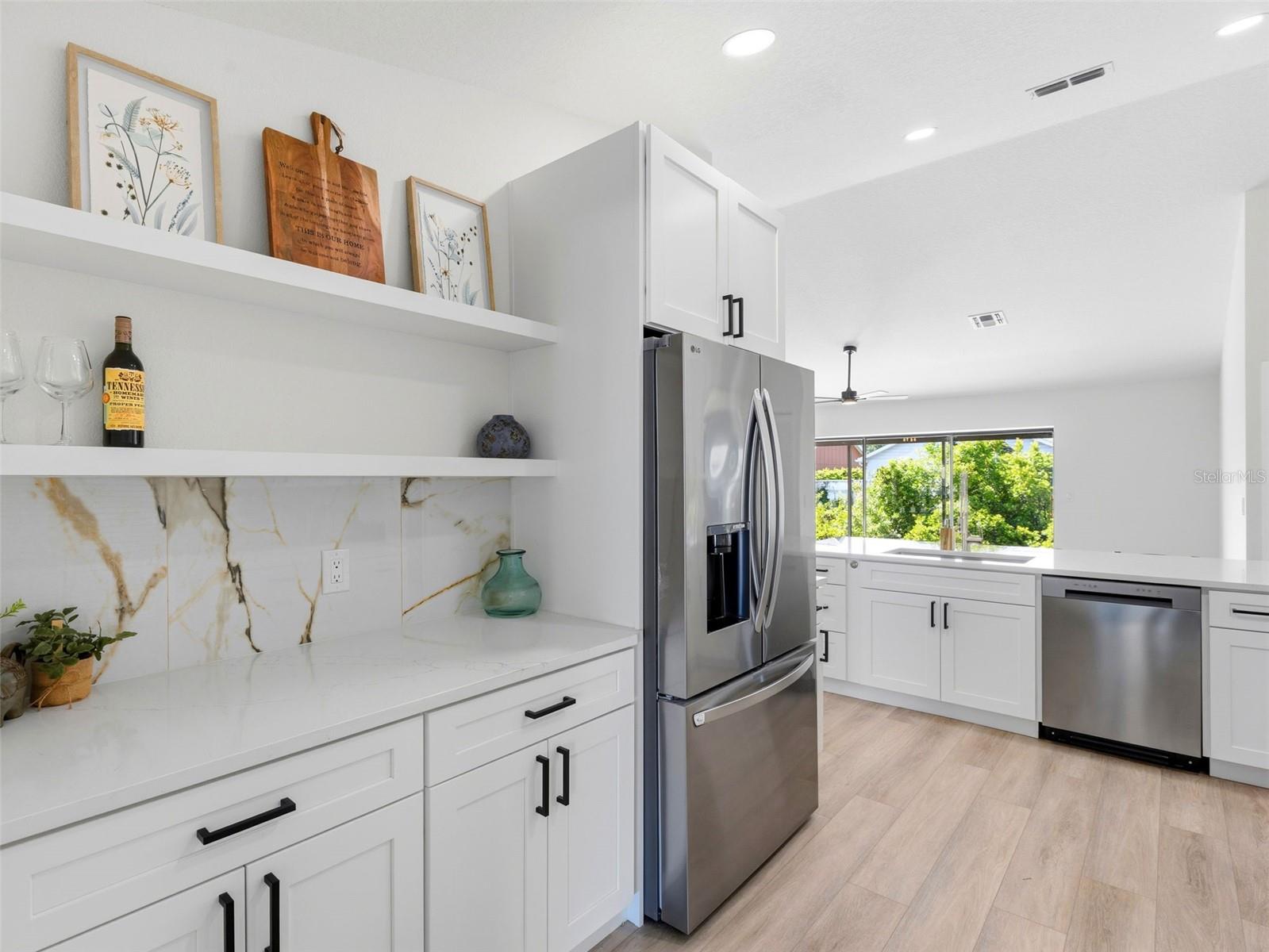 Image 18 of 43 For 8452 Yearling Lane