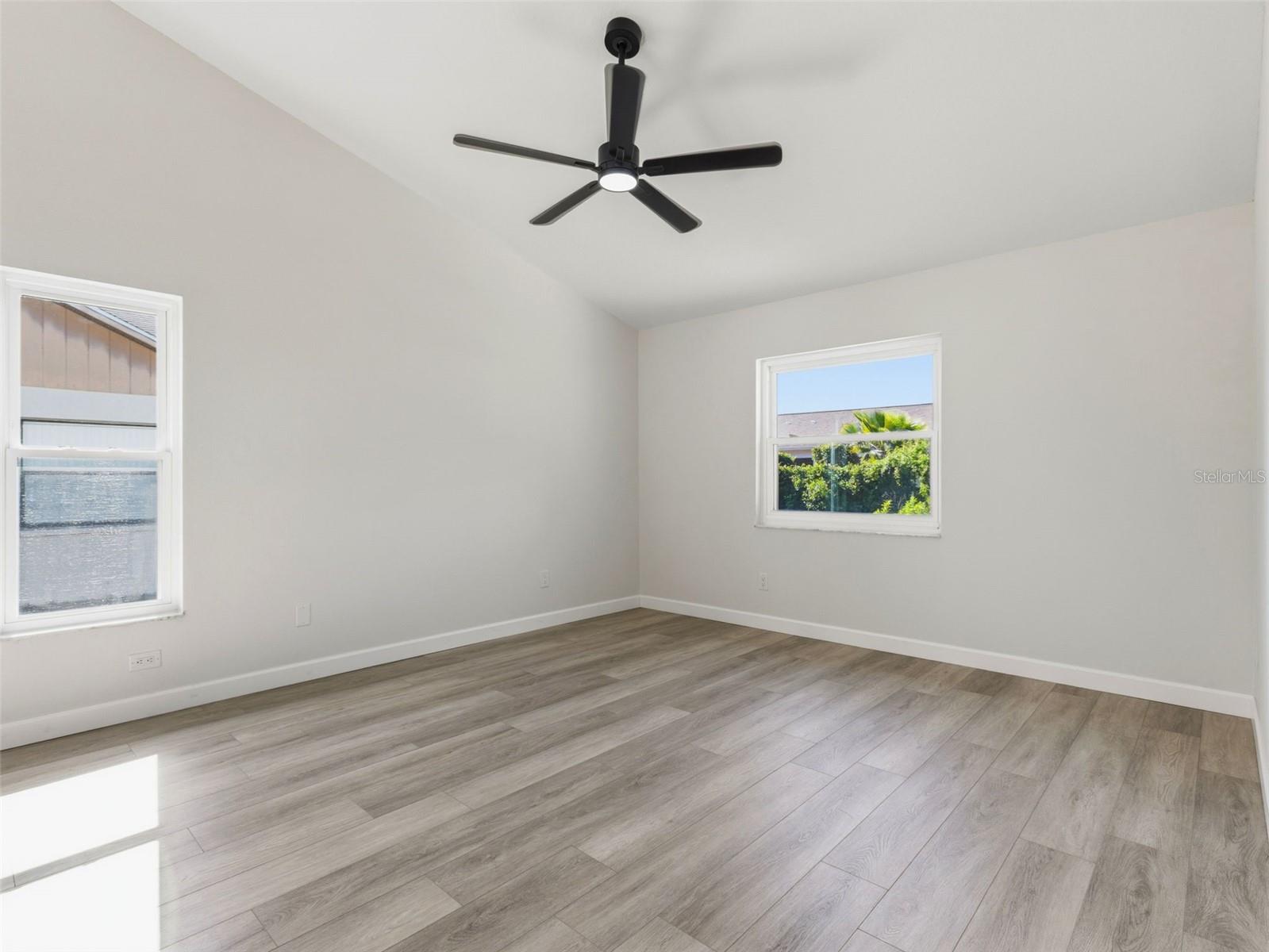 Image 21 of 43 For 8452 Yearling Lane