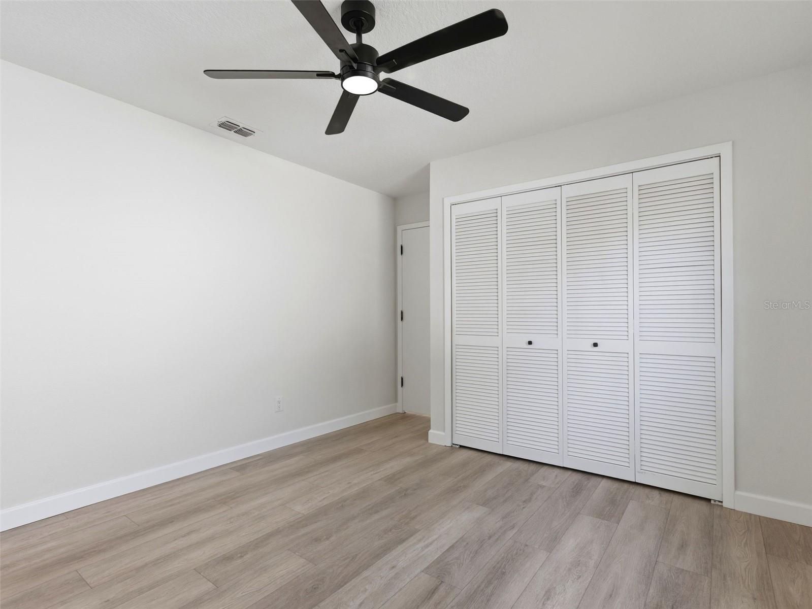 Image 33 of 43 For 8452 Yearling Lane