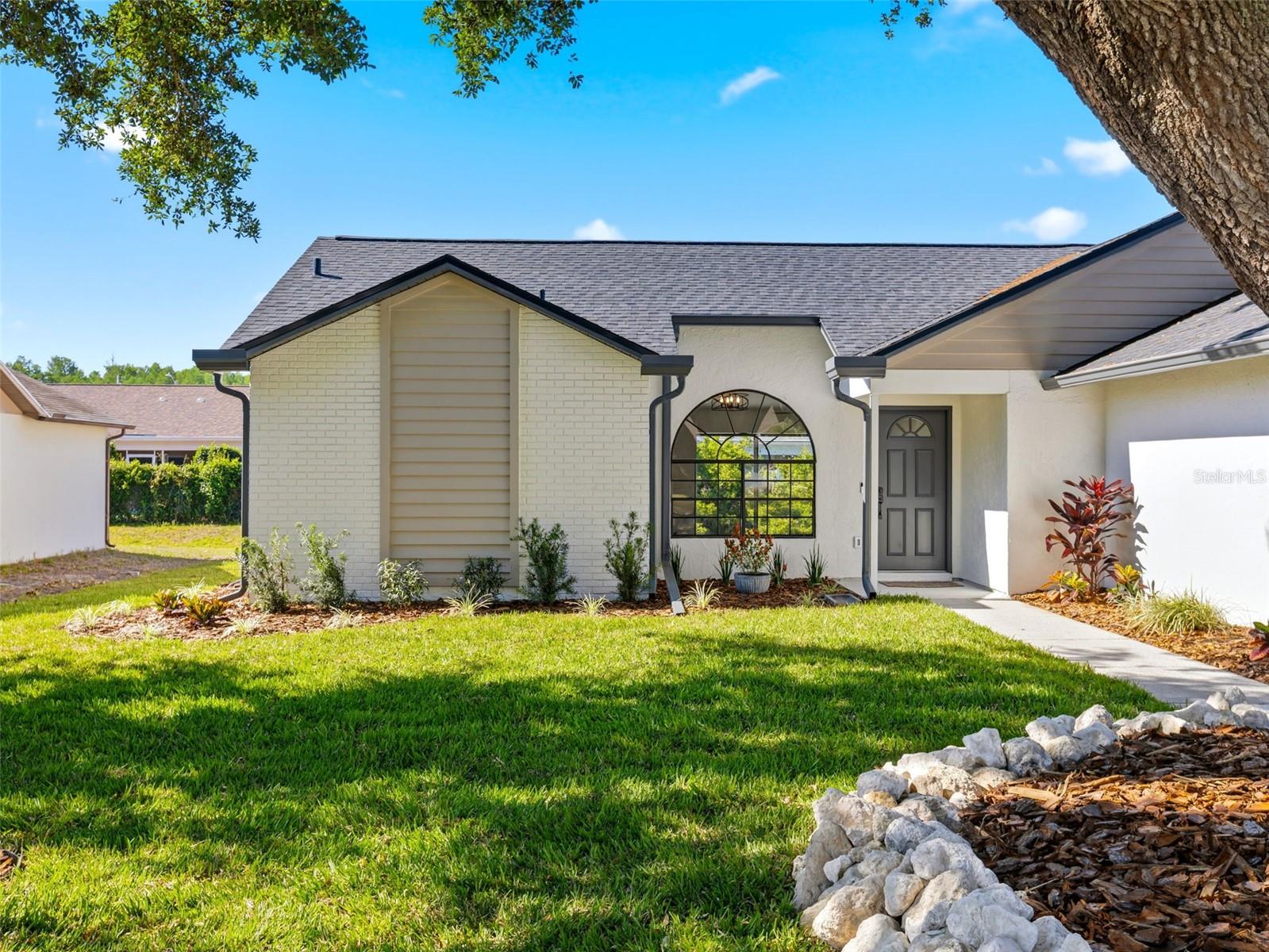 Image 5 of 43 For 8452 Yearling Lane