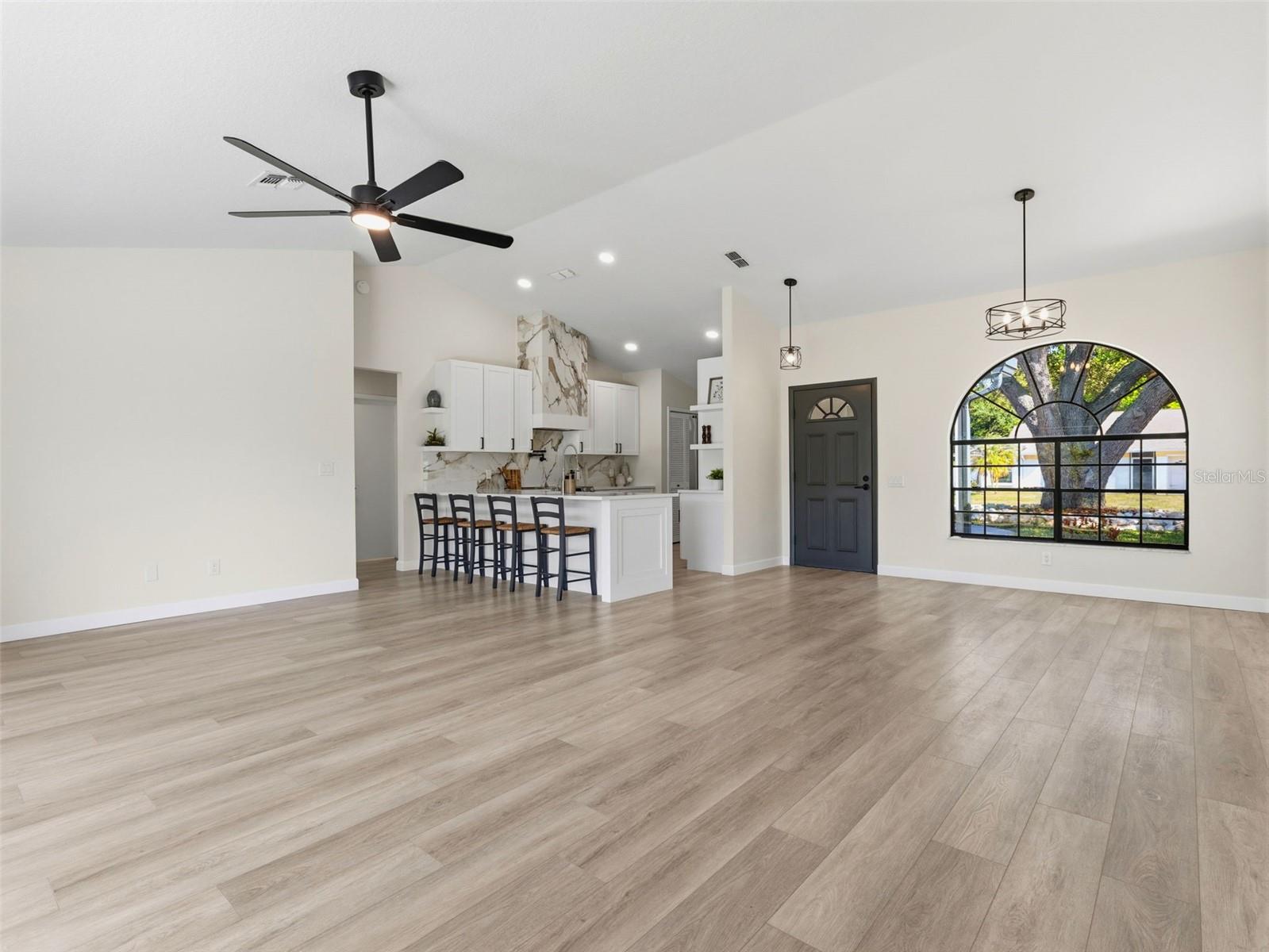 Image 8 of 43 For 8452 Yearling Lane