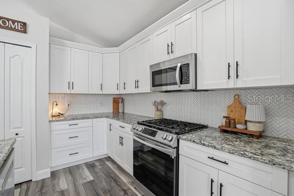 Image 13 of 54 For 12219 Bishopsford Drive