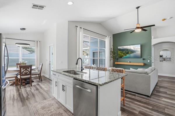 Image 14 of 54 For 12219 Bishopsford Drive