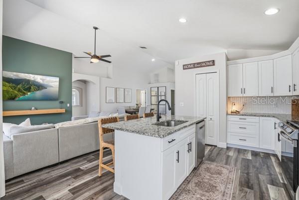 Image 17 of 54 For 12219 Bishopsford Drive