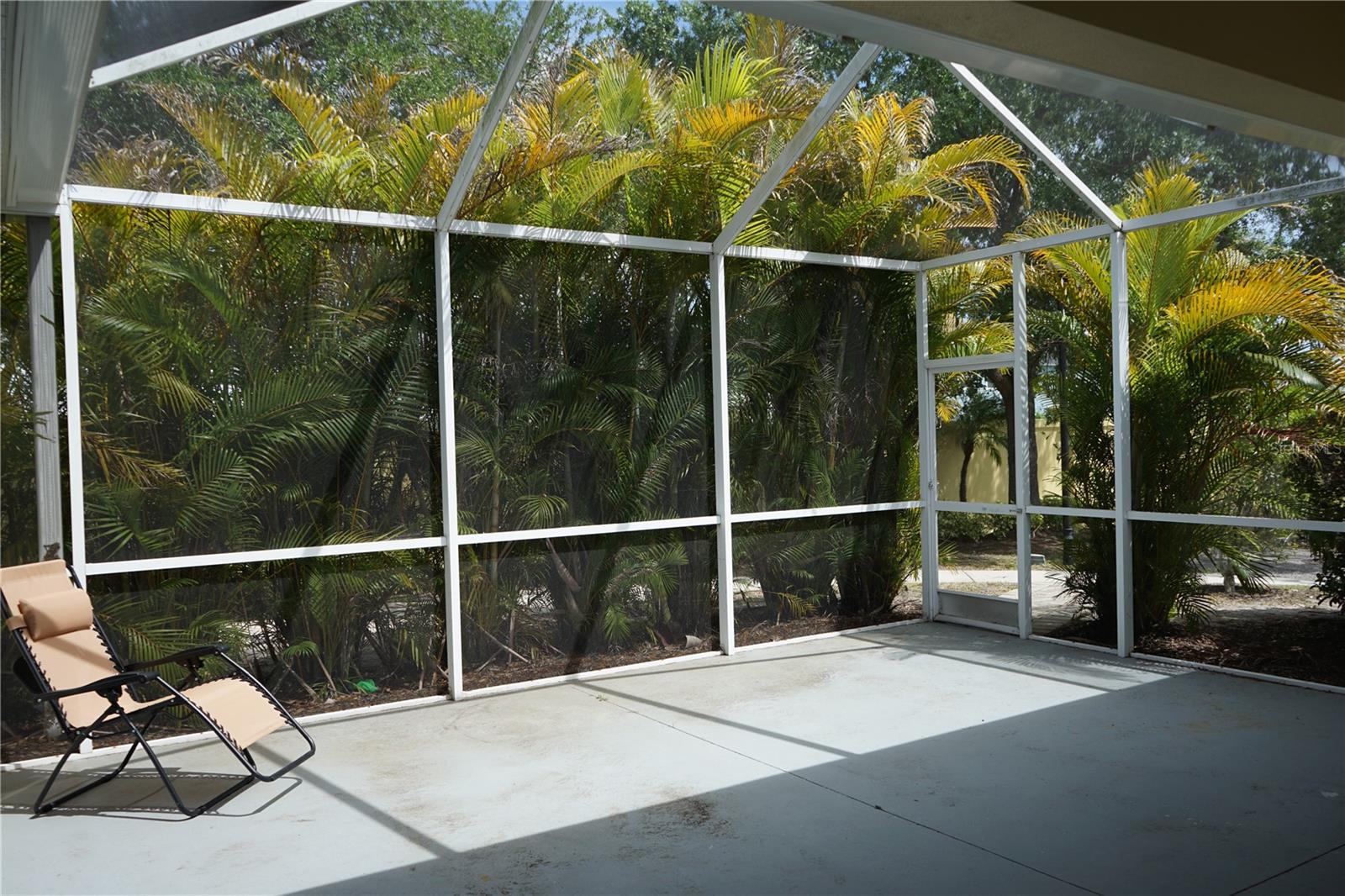 Image 4 of 81 For 201 Sunset Crest Court