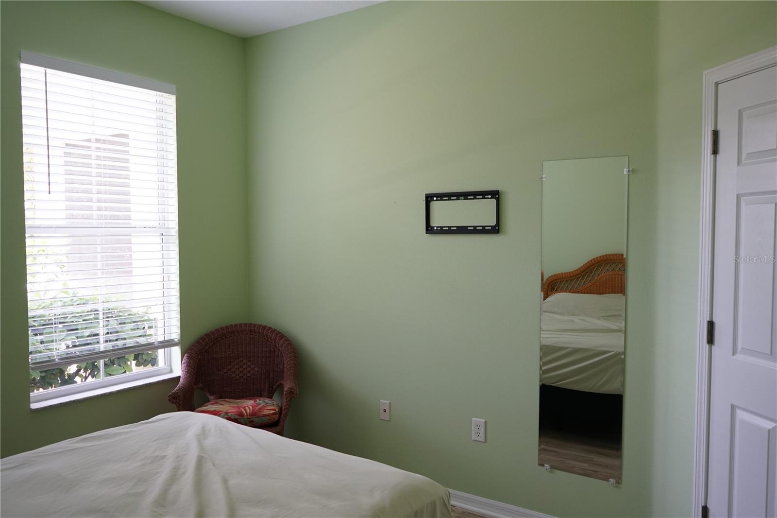 Image 45 of 81 For 201 Sunset Crest Court