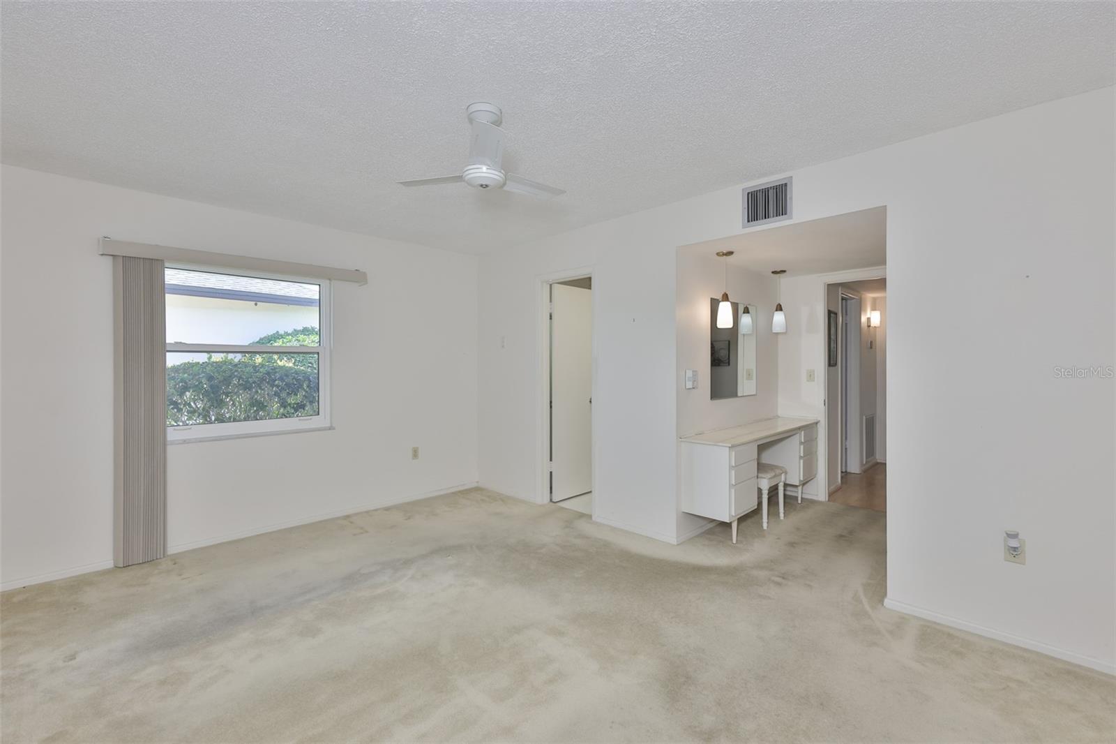 Image 21 of 47 For 1525 Allegheny Drive