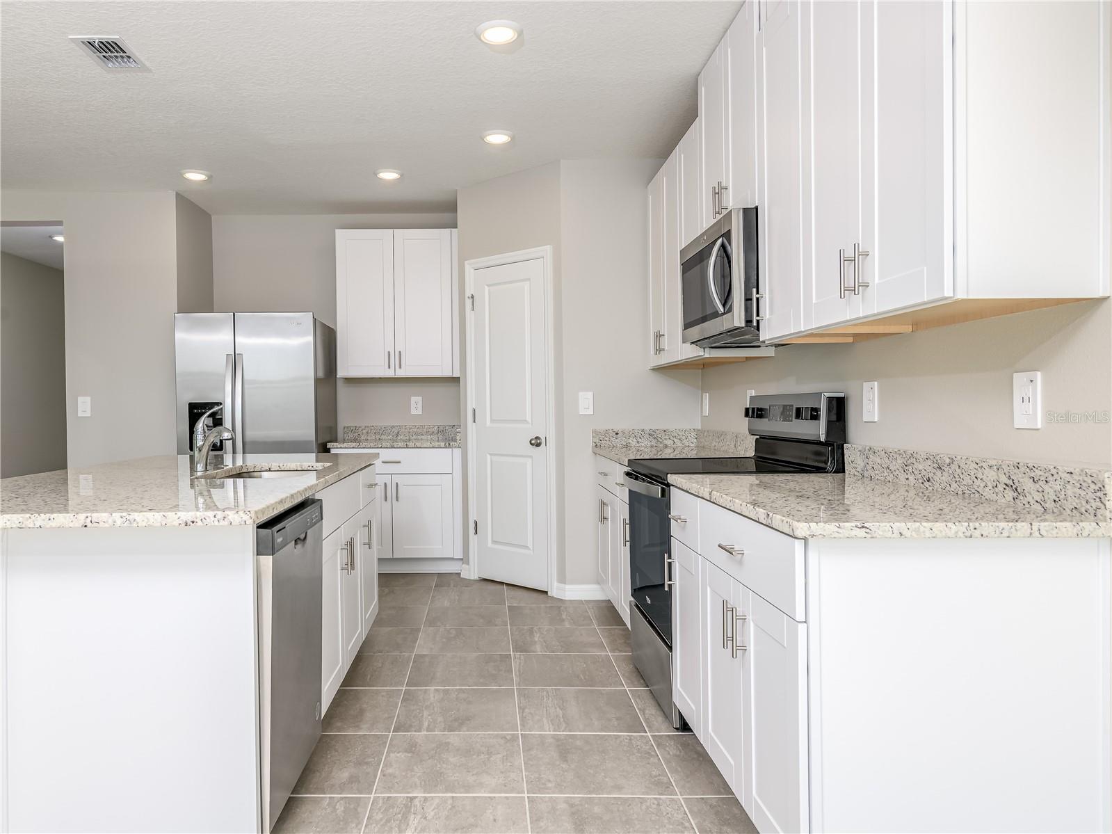 Image 17 of 51 For 1748 Forest Run Lane