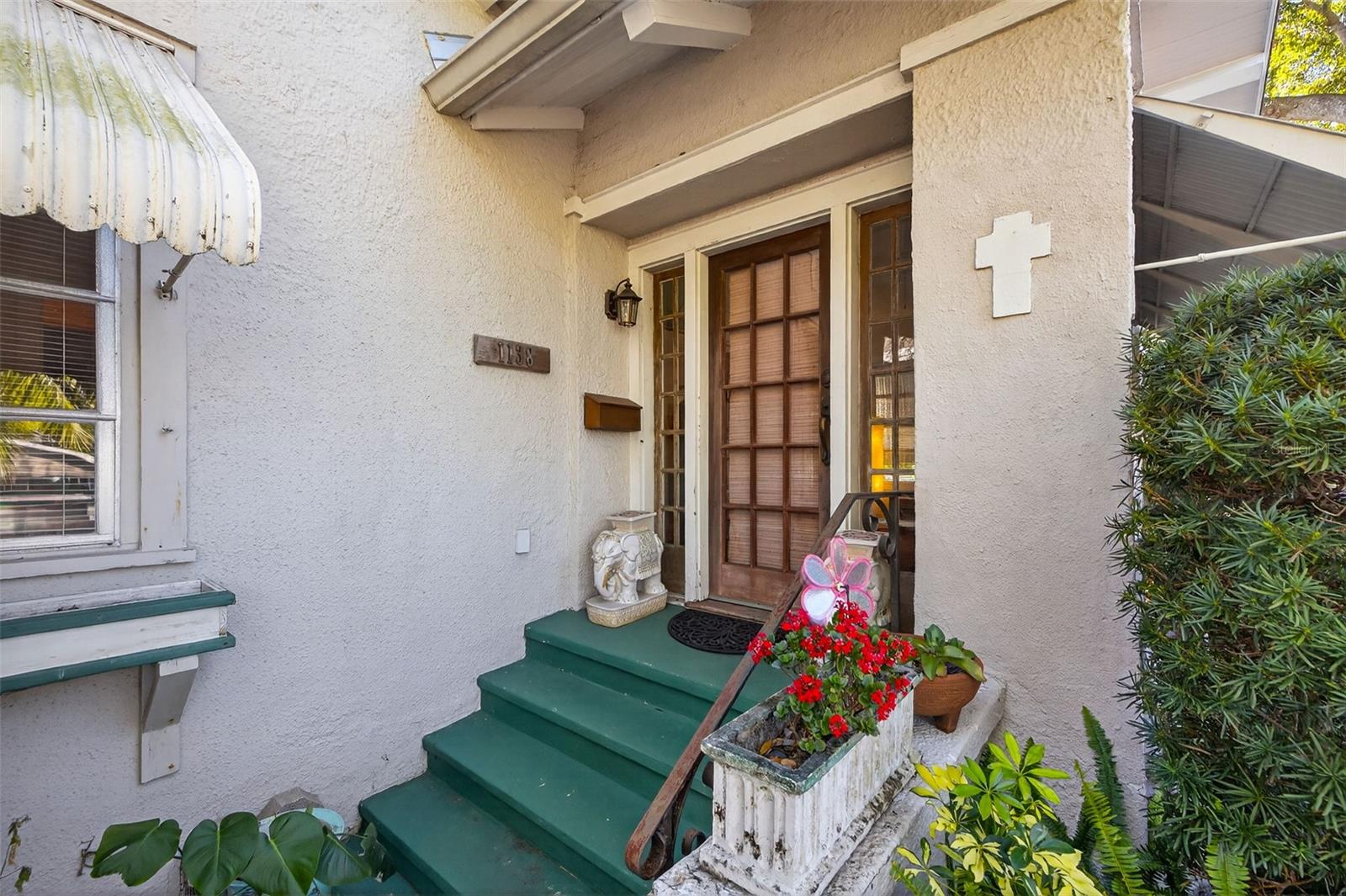Image 5 of 32 For 1138 23rd Avenue N