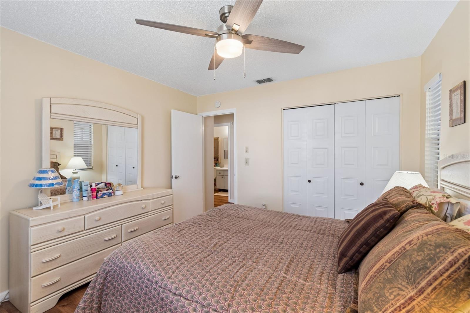 Image 20 of 39 For 1904 Canterbury Lane 5