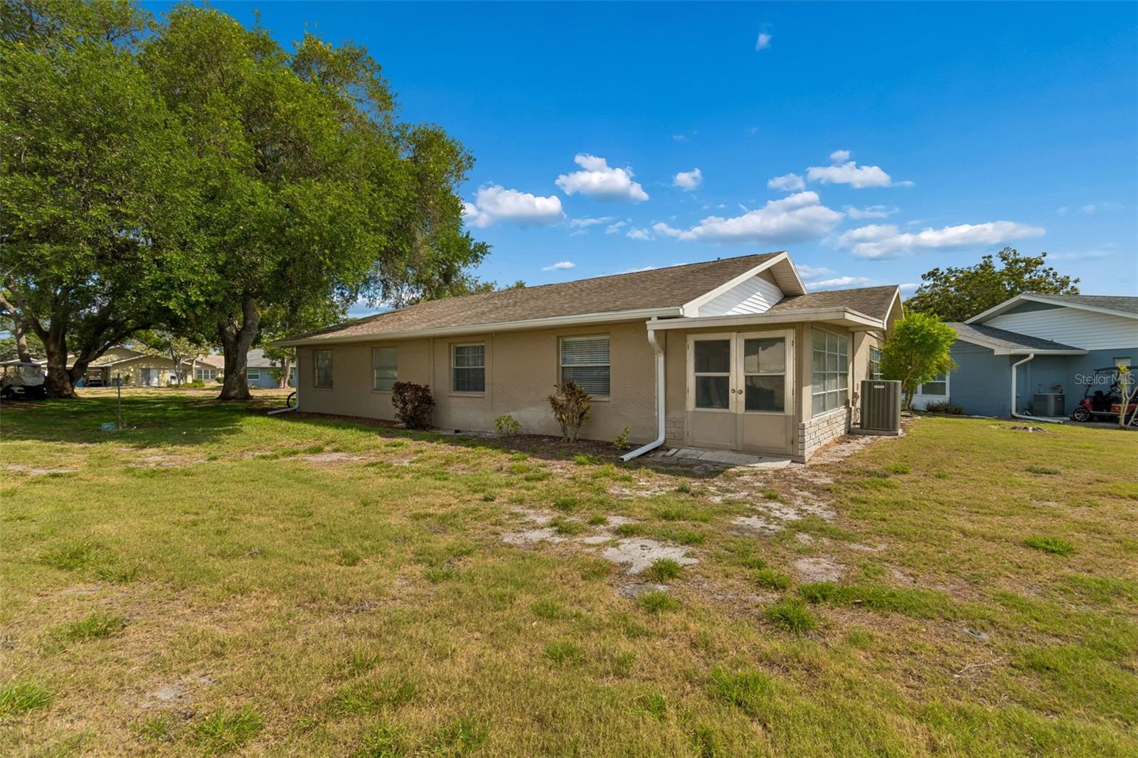 Image 8 of 39 For 1904 Canterbury Lane 5