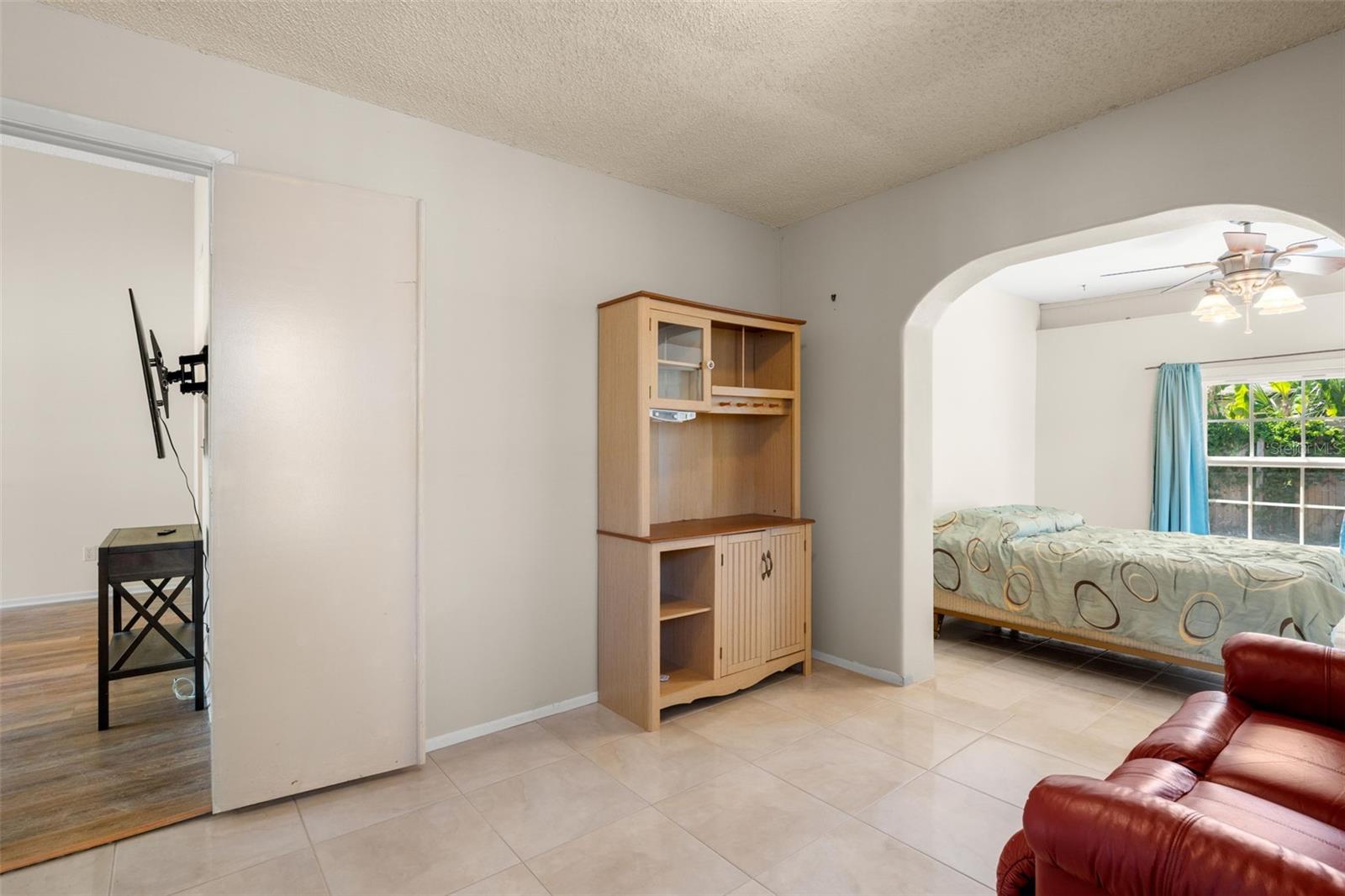 Image 17 of 32 For 3753 Mackenzie Court