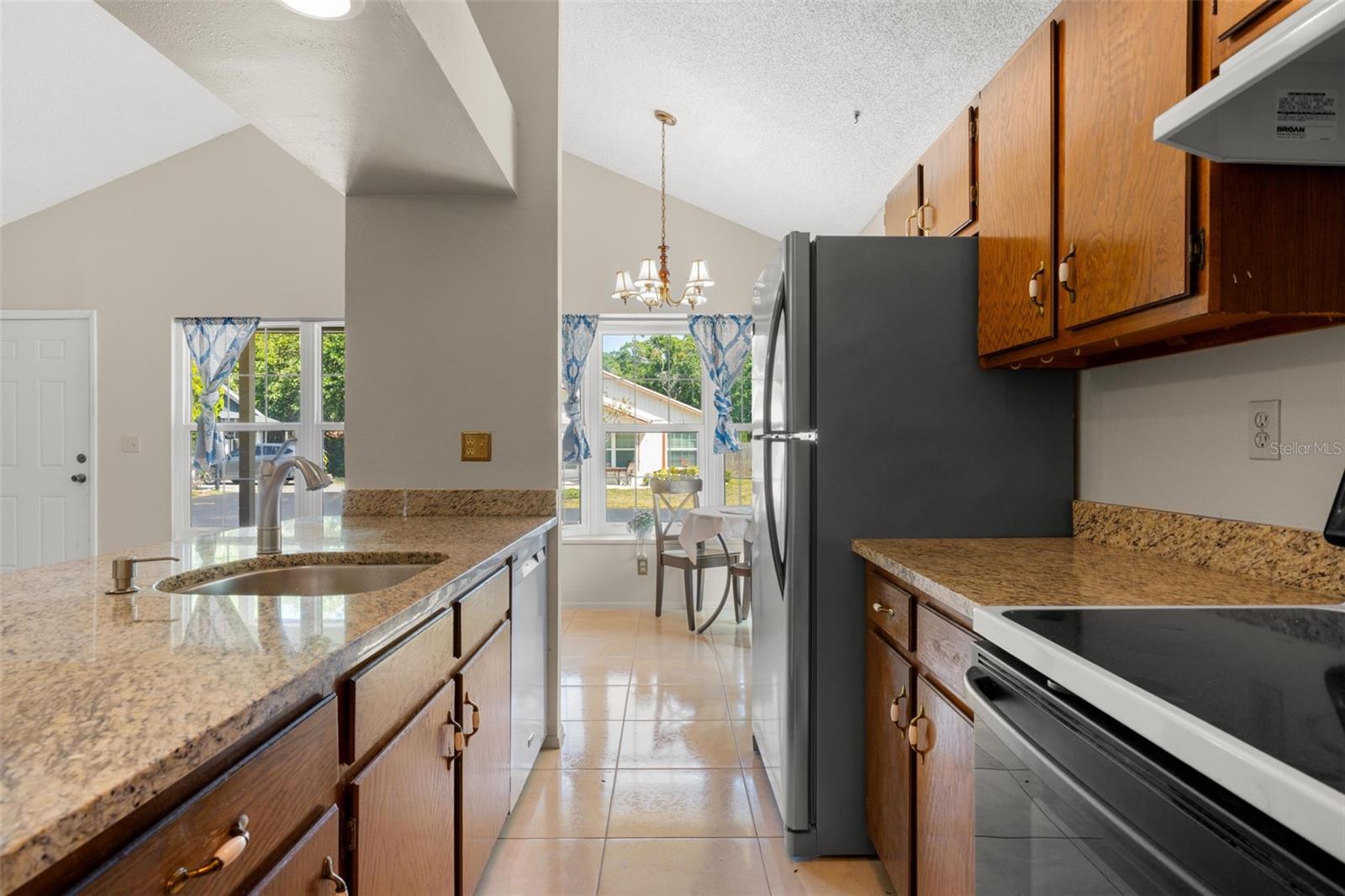 Image 9 of 32 For 3753 Mackenzie Court
