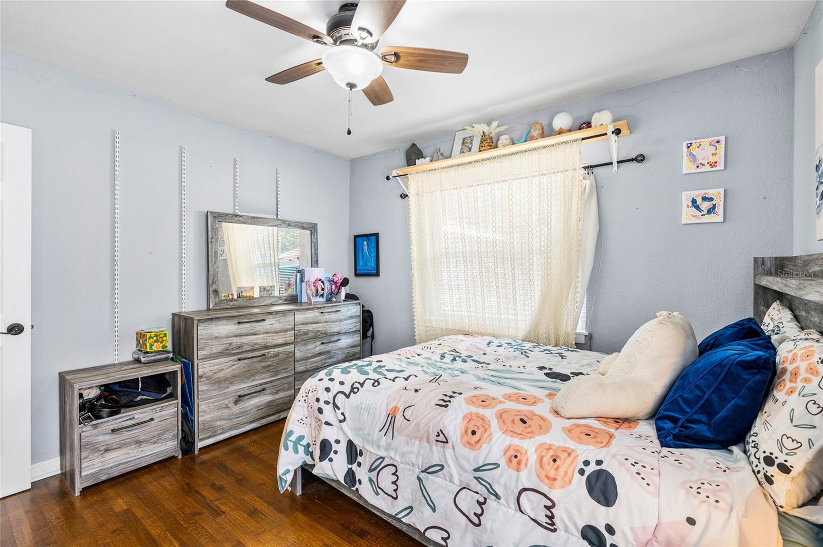 Image 21 of 36 For 4650 2nd Avenue S