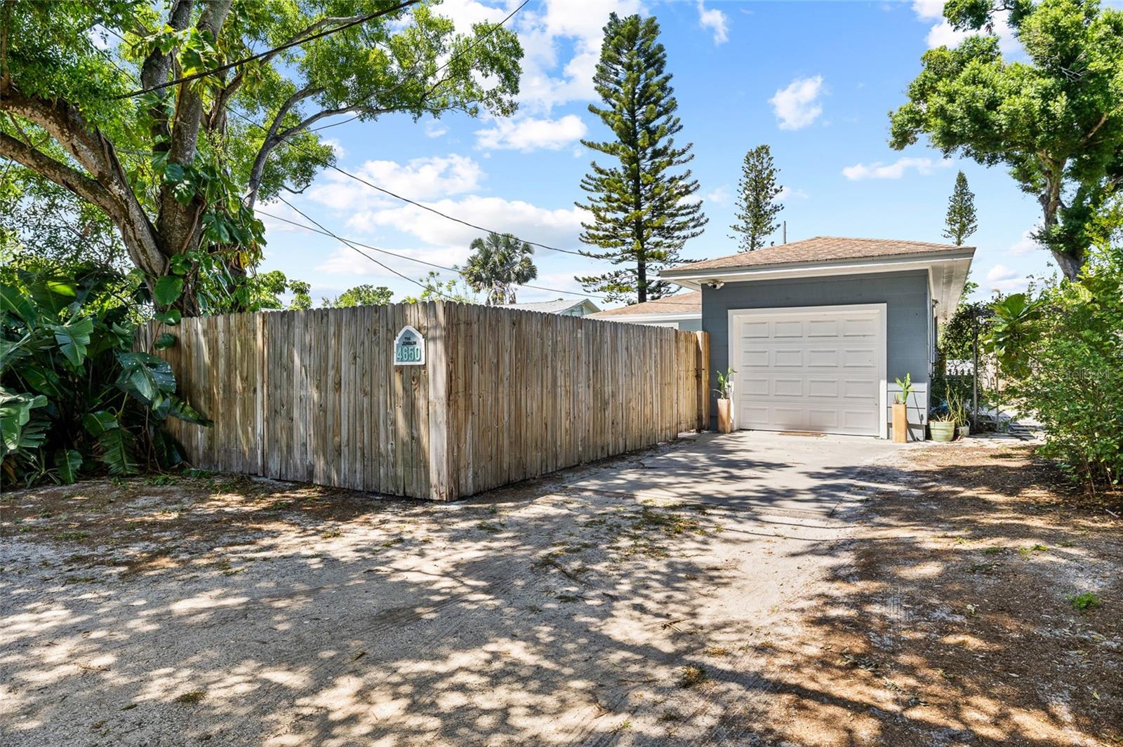 Image 29 of 36 For 4650 2nd Avenue S