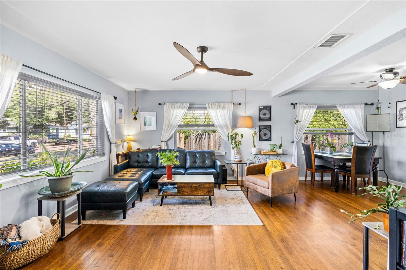 Image 5 of 36 For 4650 2nd Avenue S