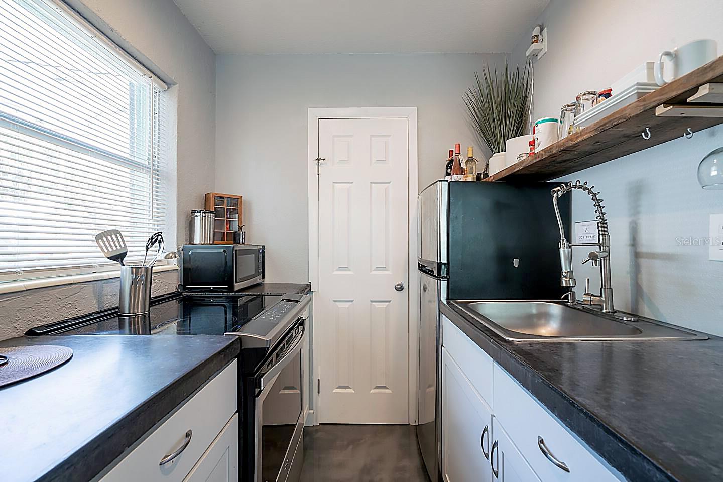 Image 3 of 10 For 1235 22nd Avenue S C