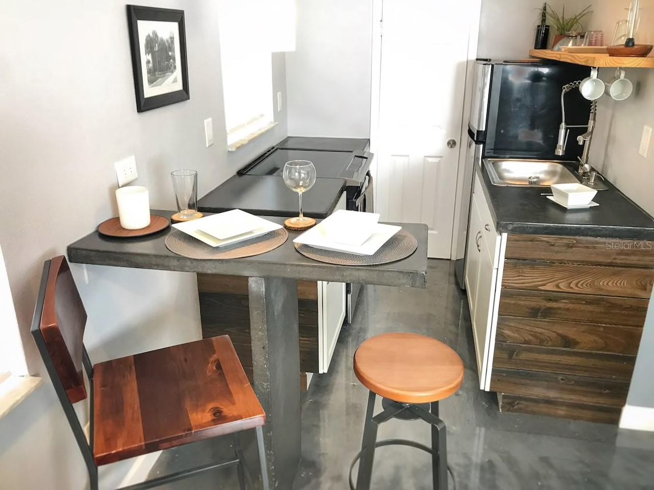 Image 5 of 10 For 1235 22nd Avenue S C