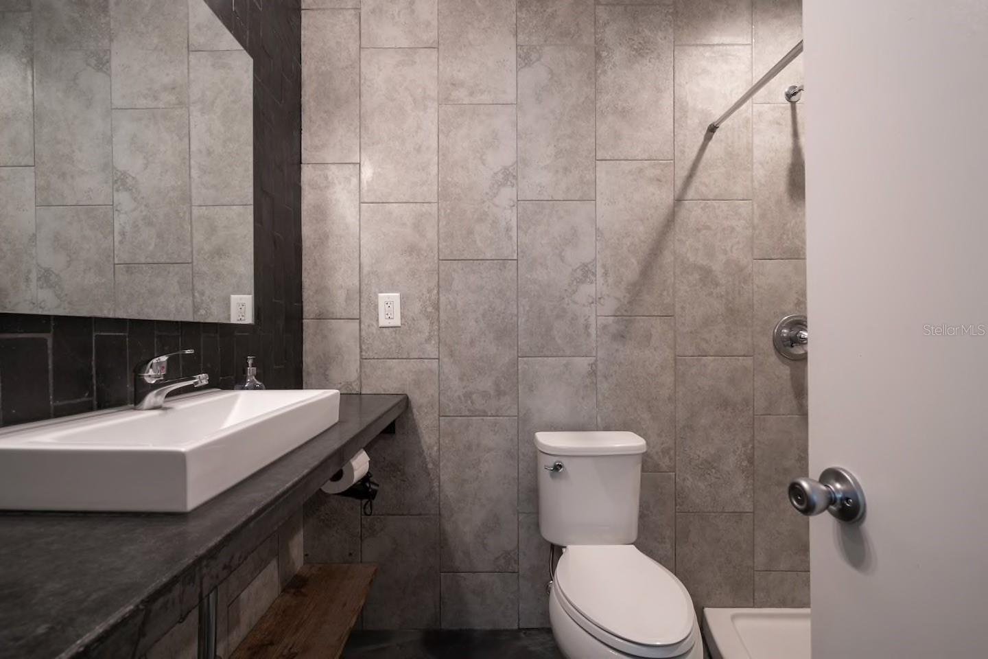 Image 7 of 10 For 1235 22nd Avenue S C