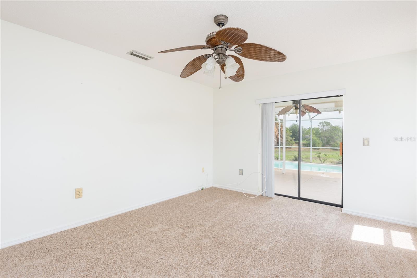 Image 10 of 37 For 7550 Gates Circle