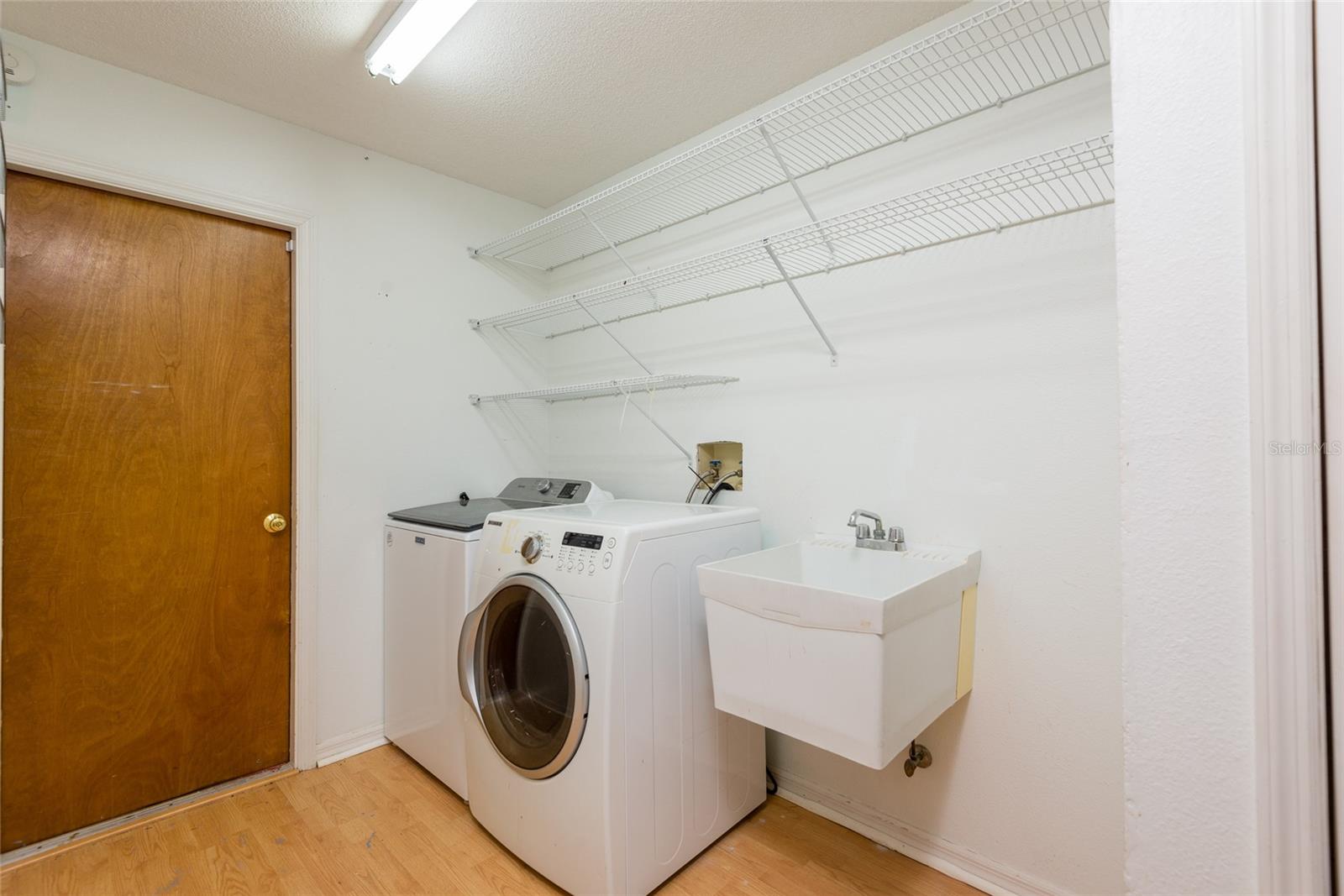 Image 26 of 37 For 7550 Gates Circle