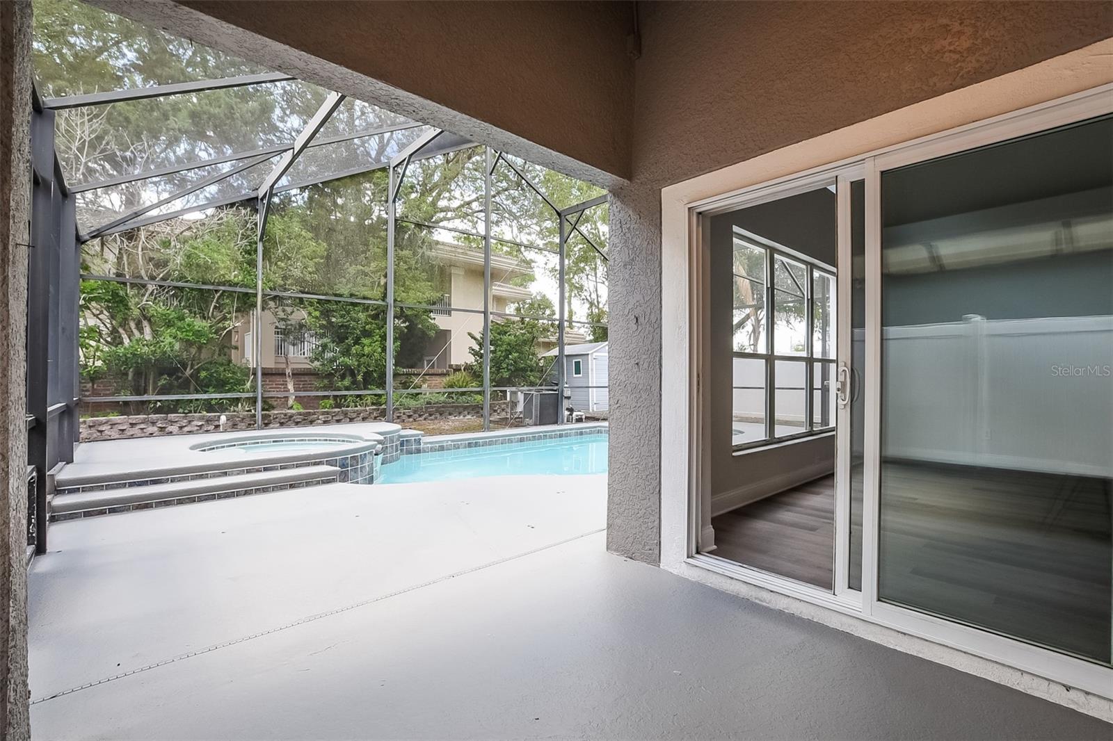 Image 18 of 20 For 176 Hanging Moss Drive