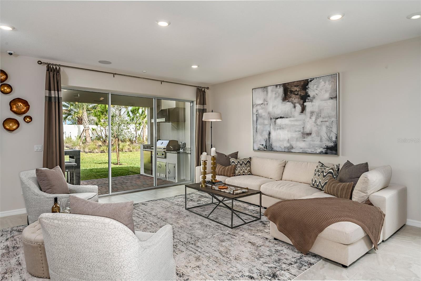 Image 9 of 23 For 3421 Walnut Round Place