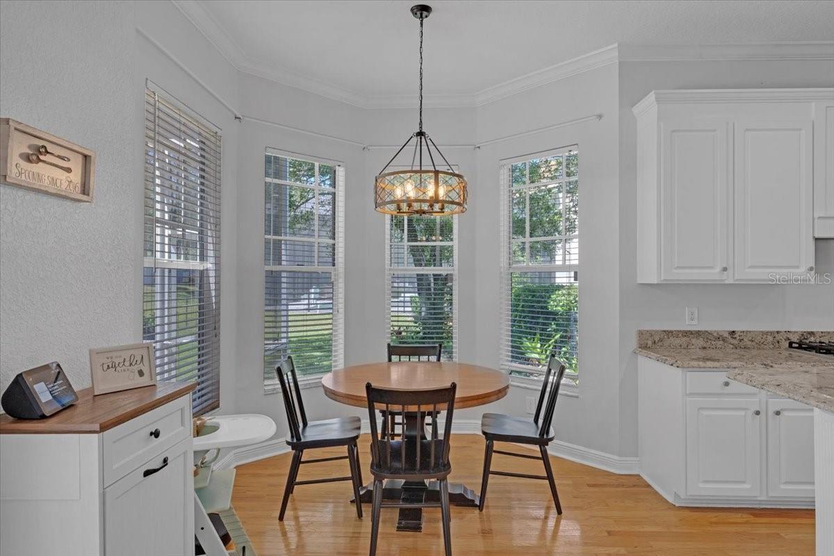 Image 12 of 49 For 5913 Flatwoods Manor Circle