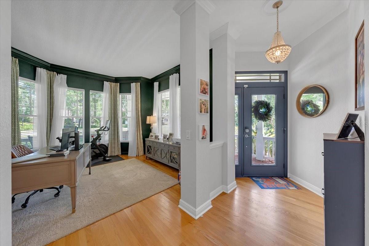 Image 4 of 49 For 5913 Flatwoods Manor Circle