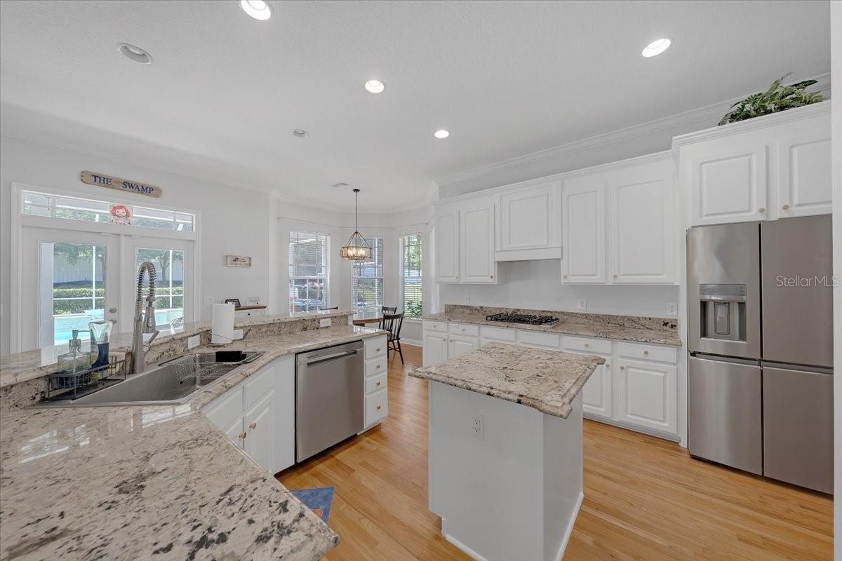 Image 7 of 49 For 5913 Flatwoods Manor Circle