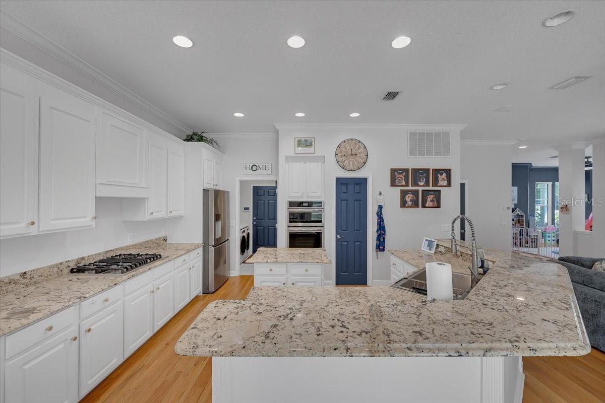 Image 8 of 49 For 5913 Flatwoods Manor Circle