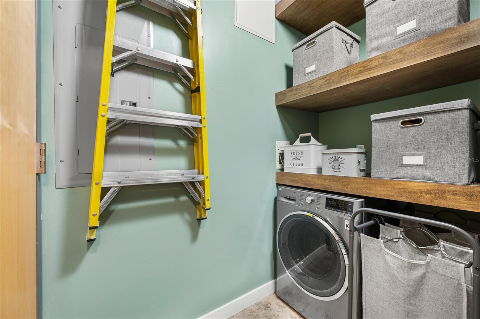 Image 16 of 40 For 101 12th Street 206