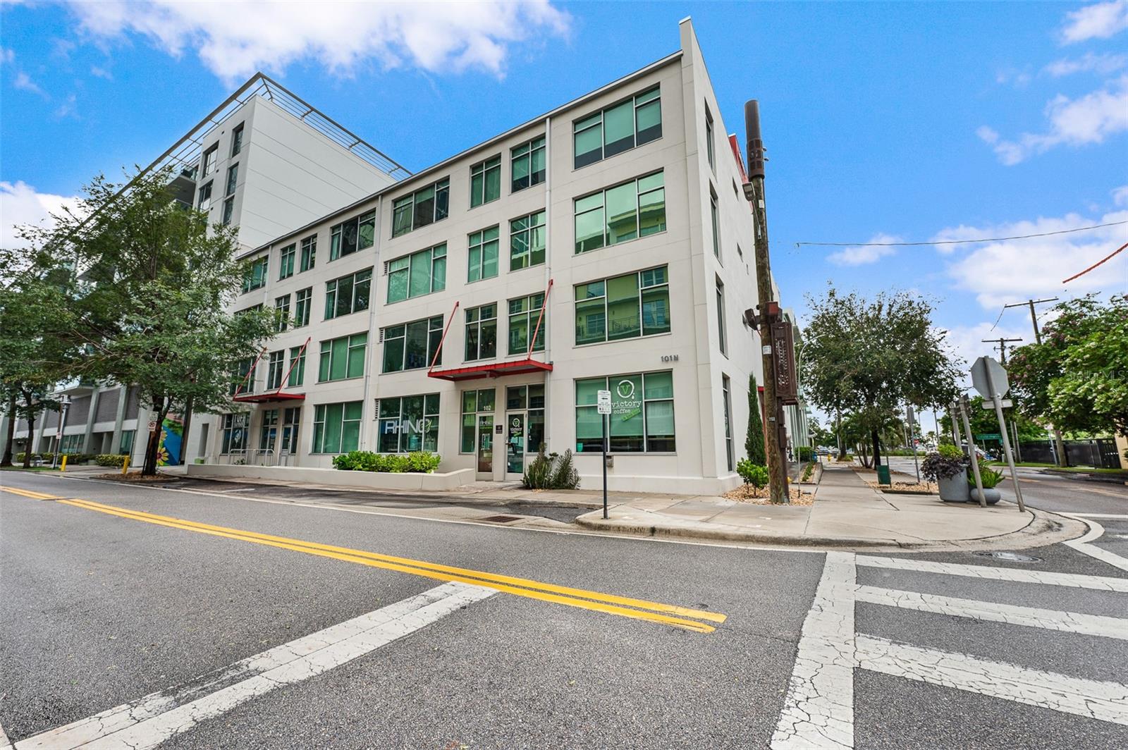 Image 2 of 40 For 101 12th Street 206