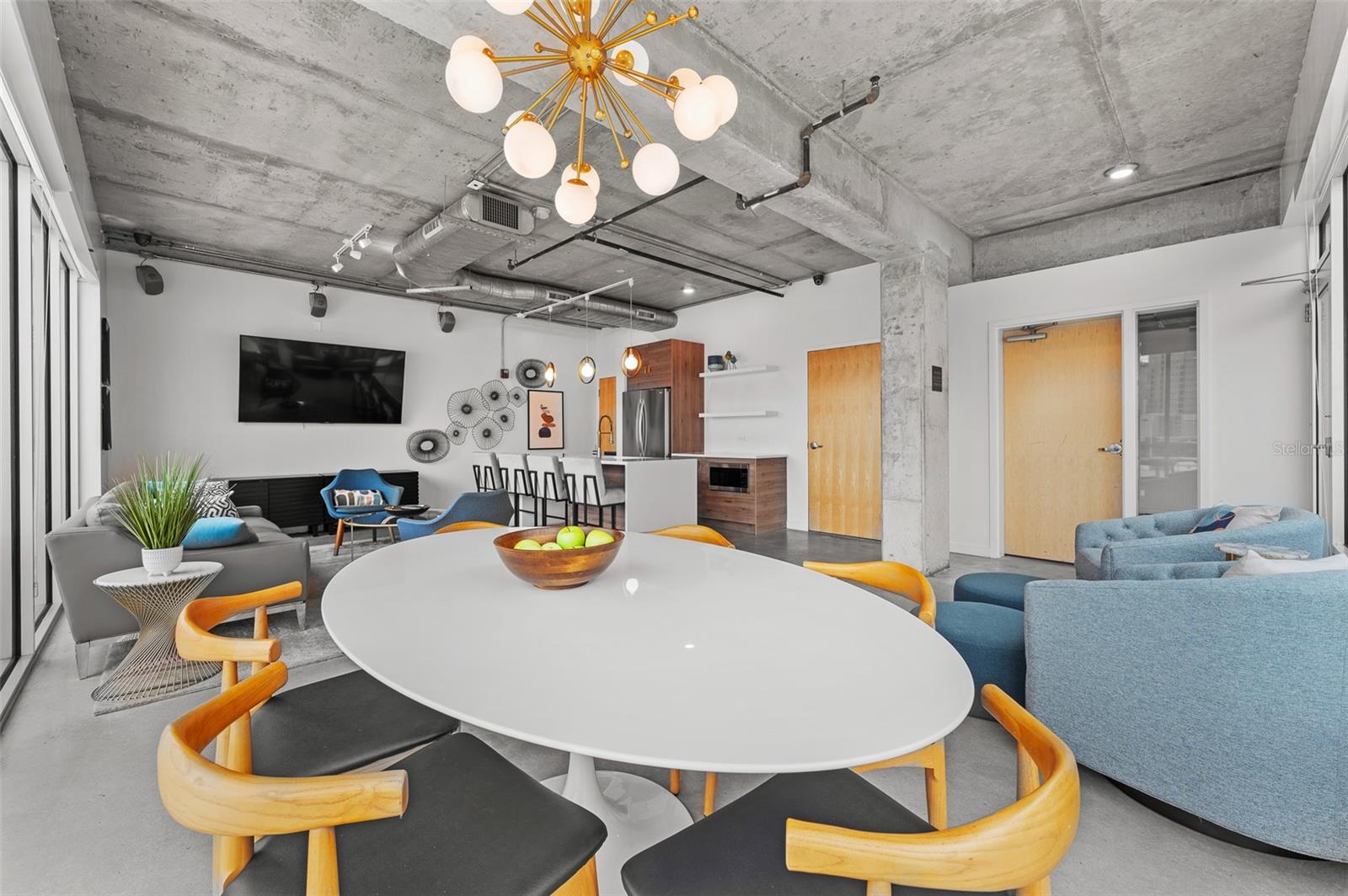 Image 24 of 40 For 101 12th Street 206