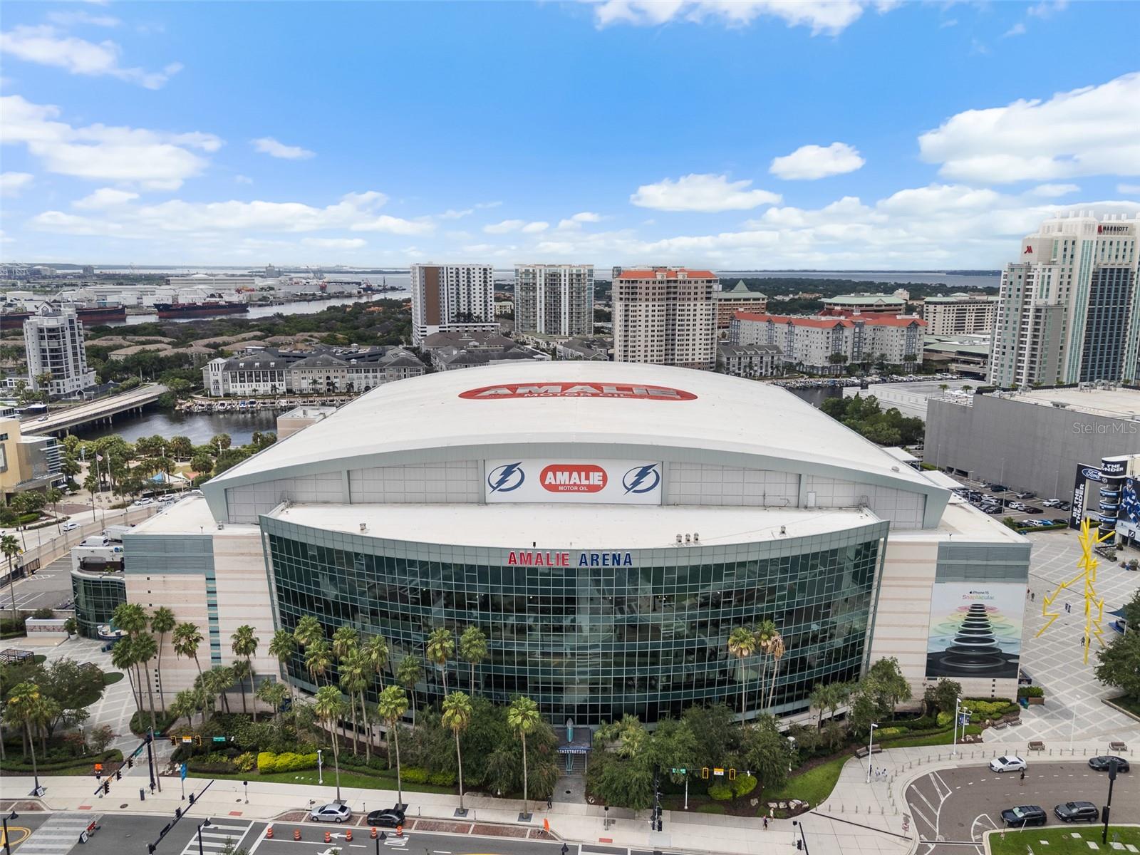 Image 36 of 40 For 101 12th Street 206