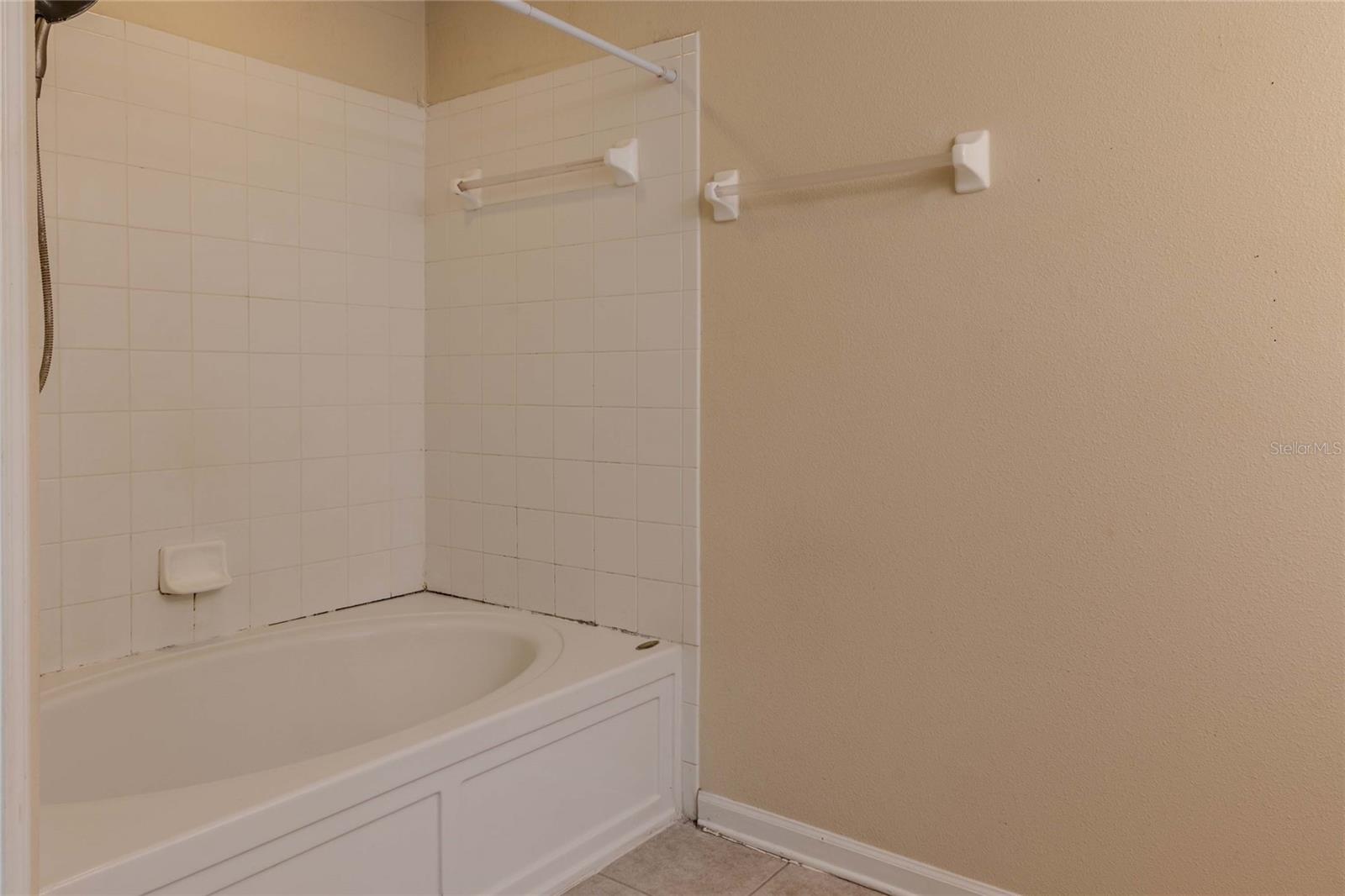 Image 14 of 25 For 2720 Conch Hollow Drive