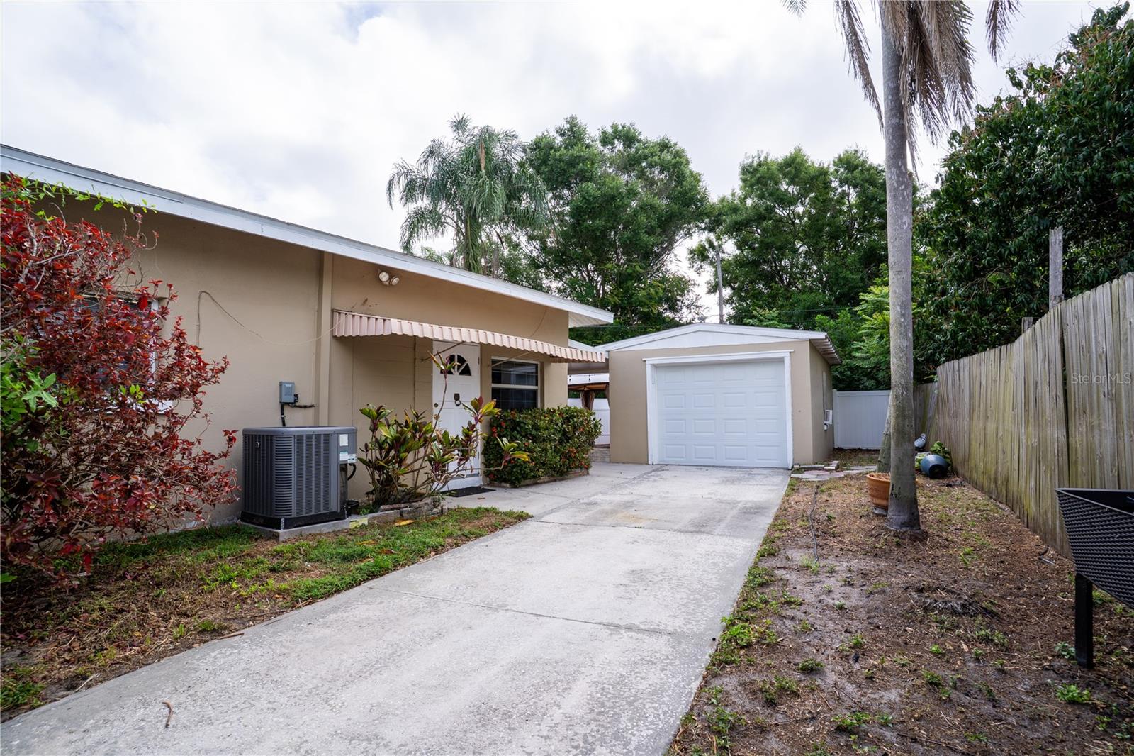 Image 25 of 36 For 1533 Suffolk Street N