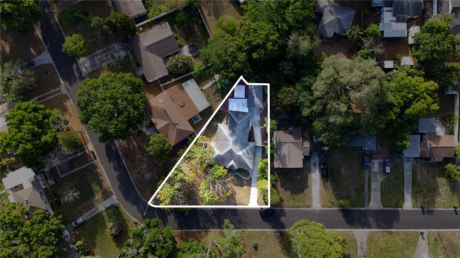 Image 32 of 36 For 1533 Suffolk Street N