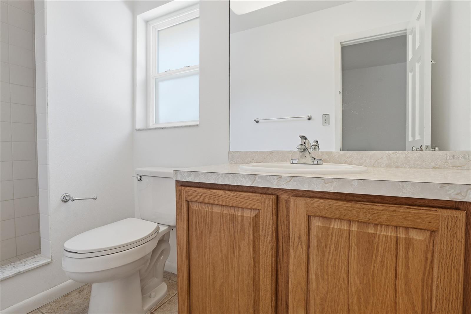 Image 10 of 28 For 26916 Magnolia Boulevard