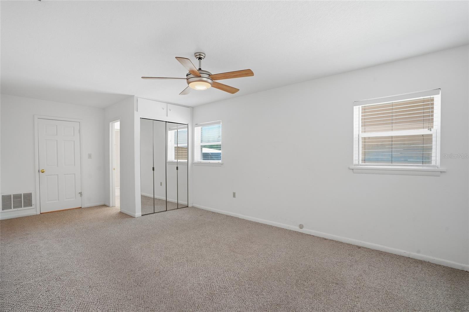 Image 8 of 28 For 26916 Magnolia Boulevard