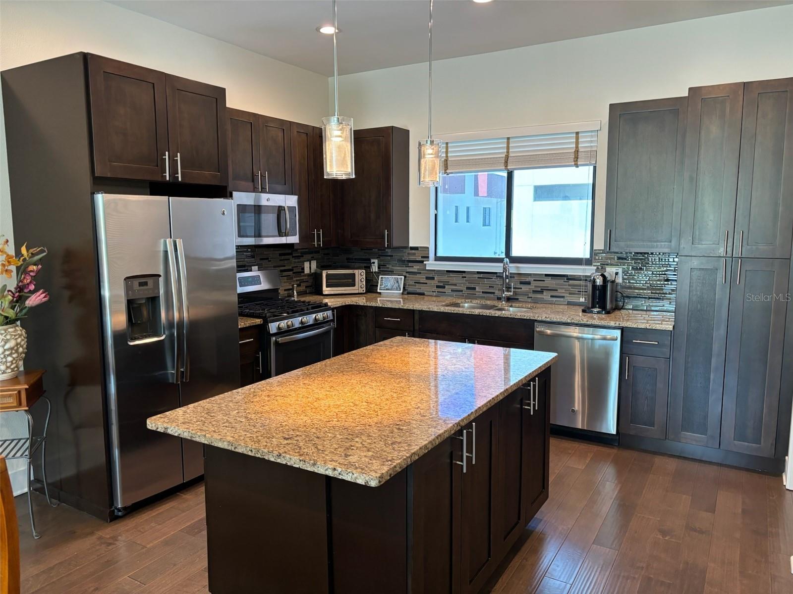 Image 19 of 39 For 130 8th Street N