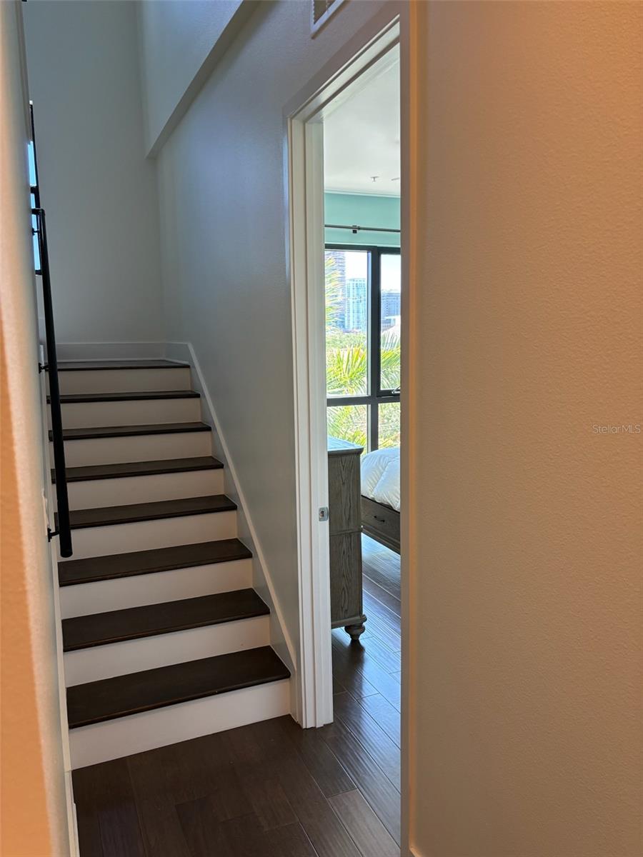 Image 26 of 39 For 130 8th Street N