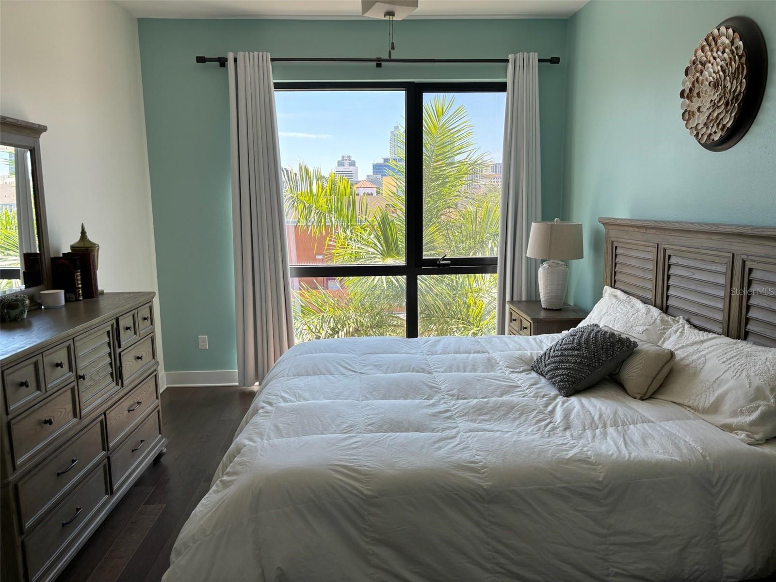 Image 28 of 39 For 130 8th Street N