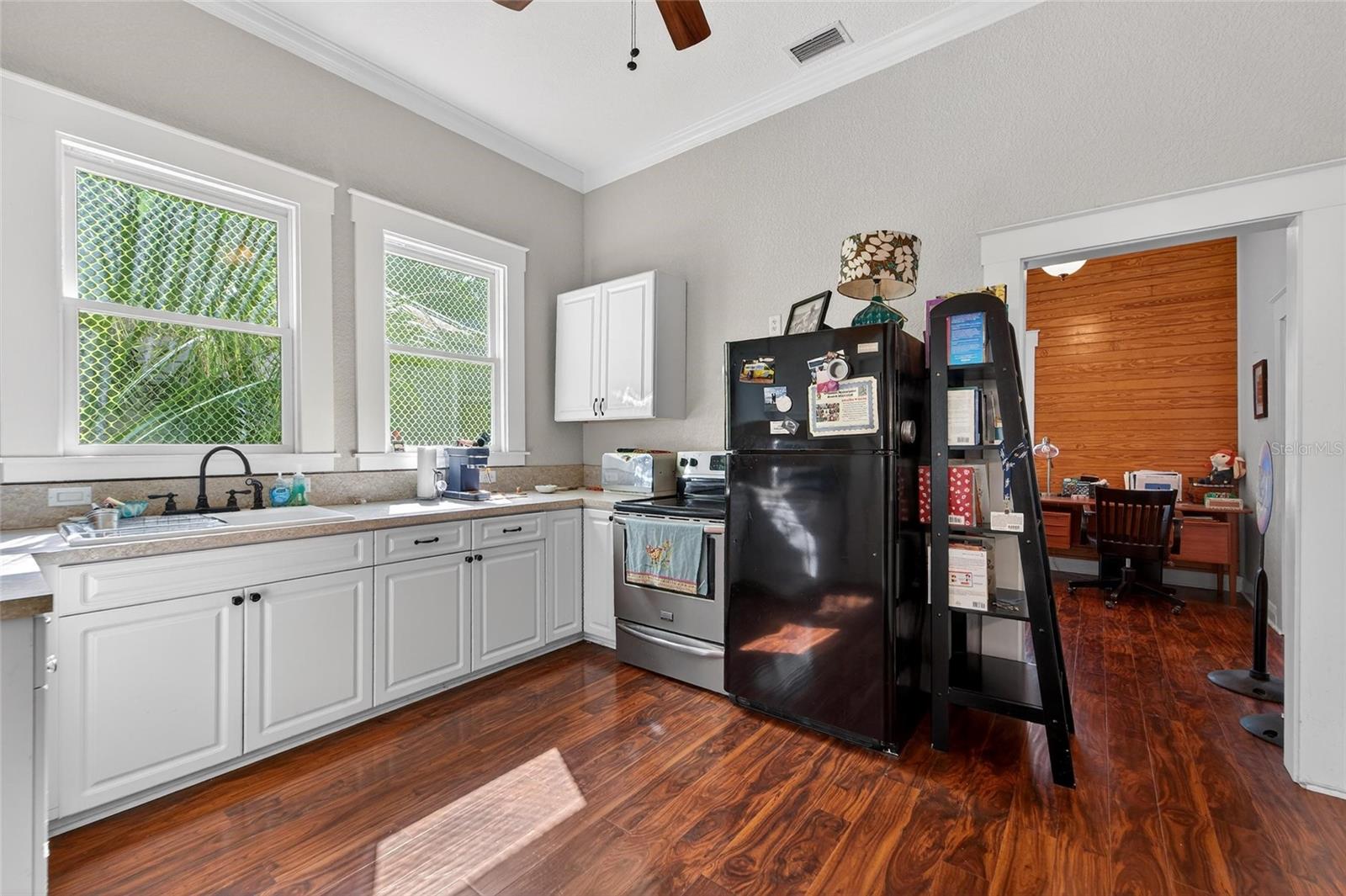 Image 28 of 73 For 2316 3rd Avenue