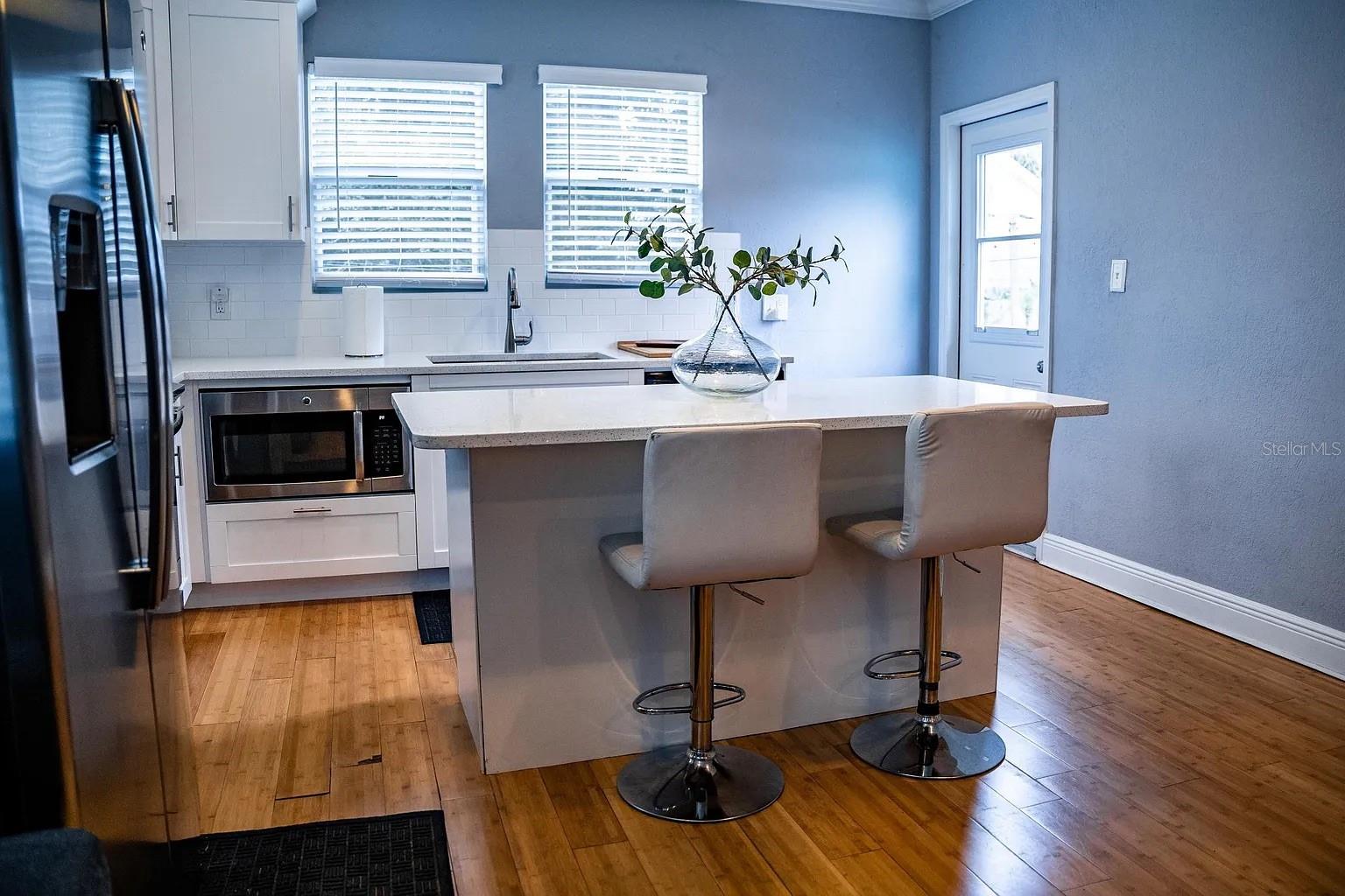 Image 4 of 10 For 2908 Sanchez Street