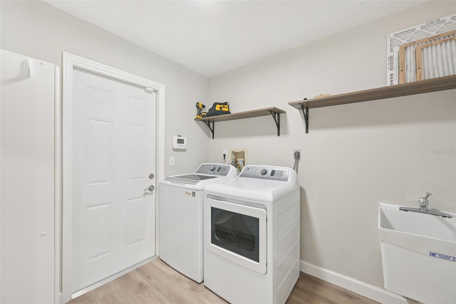 Image 11 of 35 For 5495 Cynthia Lane