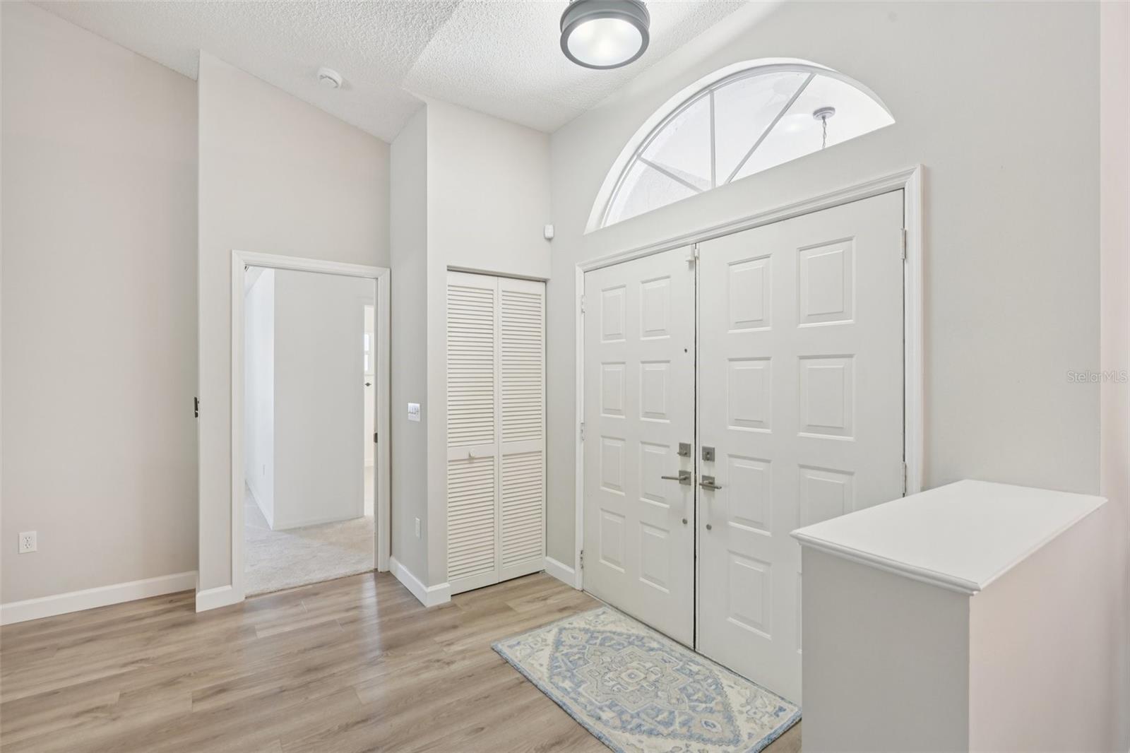 Image 3 of 35 For 5495 Cynthia Lane