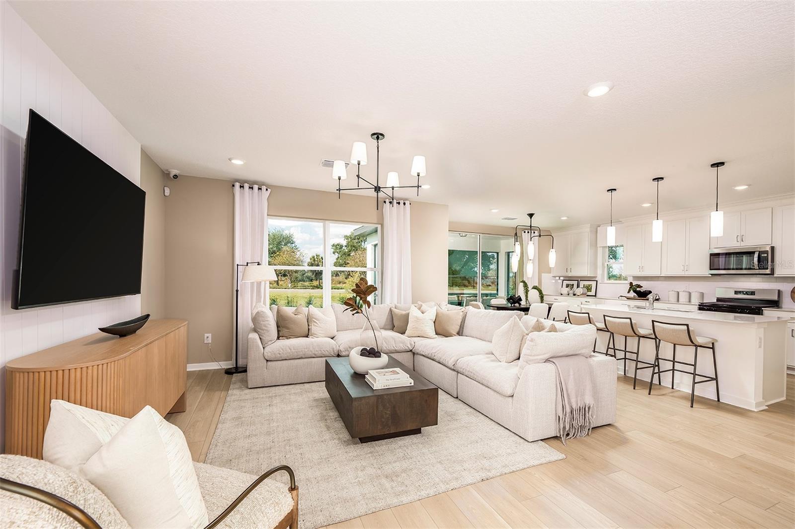 Image 8 of 33 For 9746 Crescent Moon Drive