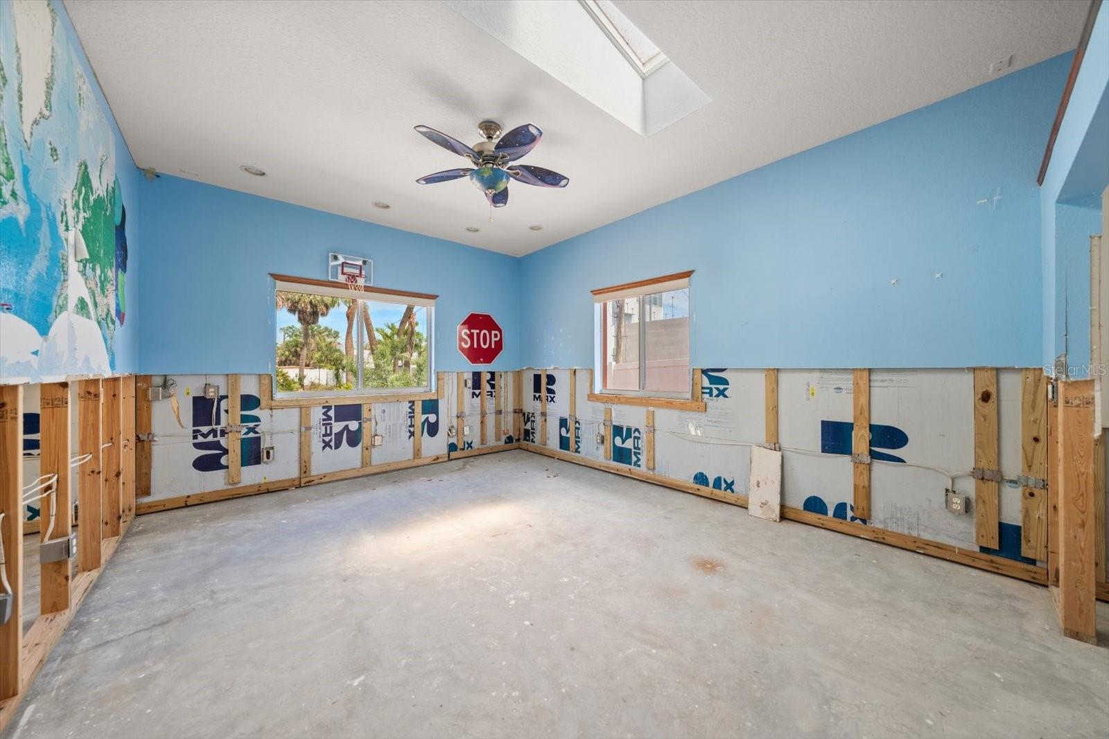 Image 37 of 45 For 630-650 79th Avenue