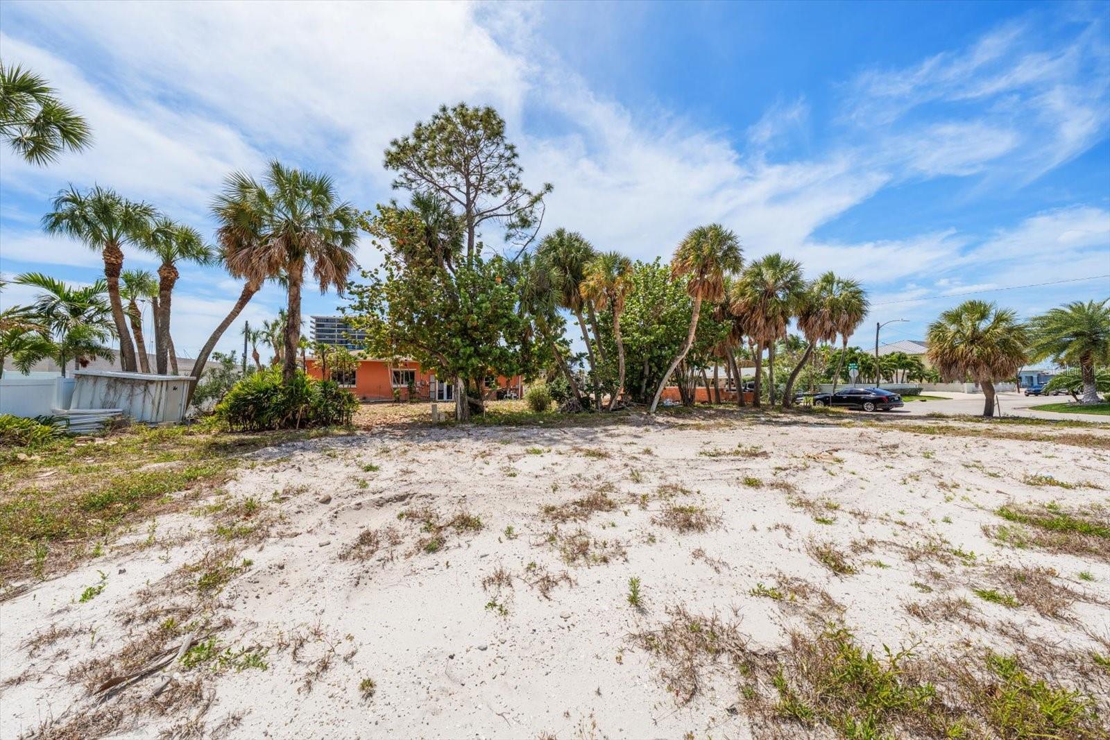 Image 43 of 45 For 630-650 79th Avenue